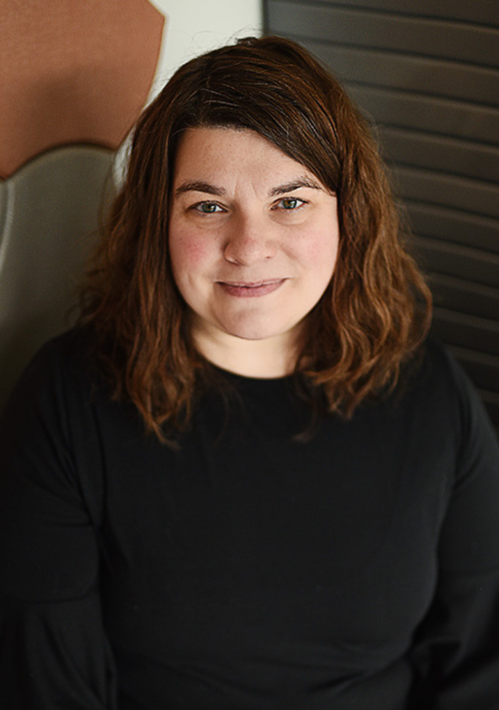 Jamie Alan, associate professor, headshot.